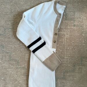 EUC Faherty Mikki Henley top size S